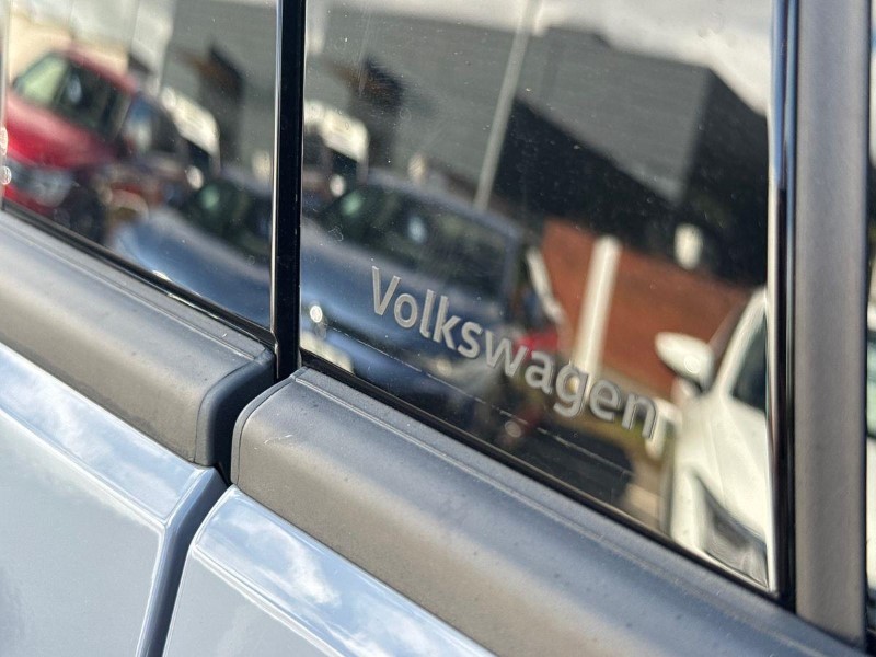 2026 (26) VOLKSWAGEN ID.4 210kW Match Pro 77kWh 5dr Auto 5570844