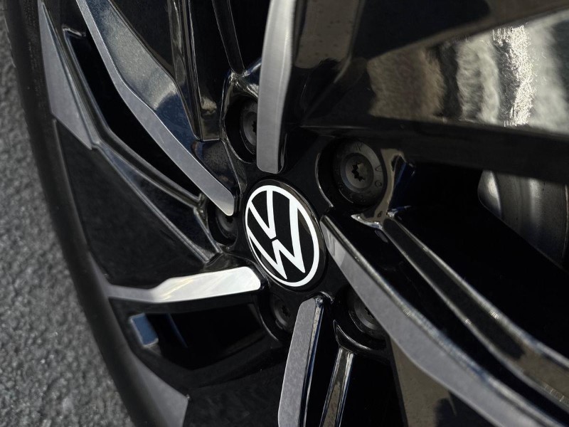 2026 (26) VOLKSWAGEN ID.4 210kW Match Pro 77kWh 5dr Auto 5570806