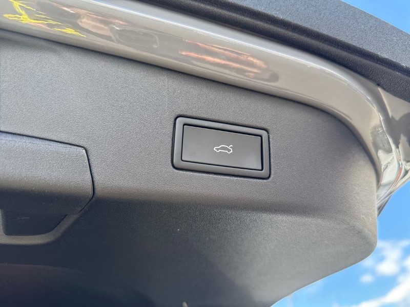 2026 (26) VOLKSWAGEN ID.4 210kW Match Pro 77kWh 5dr Auto 5570832