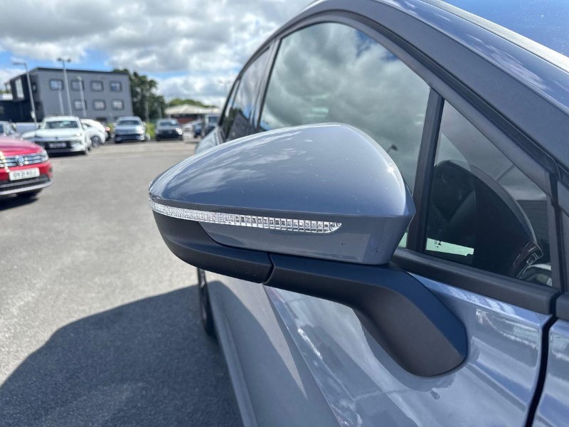 2026 (26) VOLKSWAGEN ID.4 210kW Match Pro 77kWh 5dr Auto 5570842