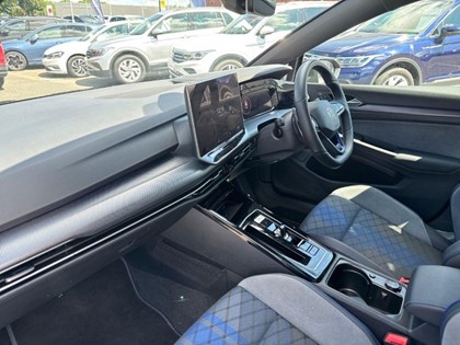 2025 (74) VOLKSWAGEN GOLF 2.0 TSI 333 R Black Edition 4Motion 5dr DSG