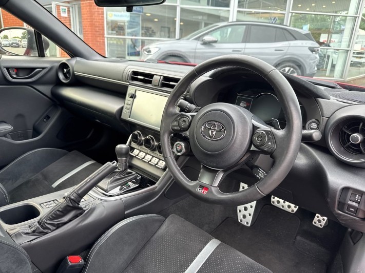 2023 (73) TOYOTA GR86 2.4 D-4S 2dr Auto 5511116