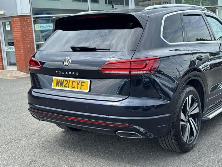 2021 (21) VOLKSWAGEN TOUAREG 3.0 V6 TDI 4Motion 231 R-Line Tech 5dr Tip Auto 5533939