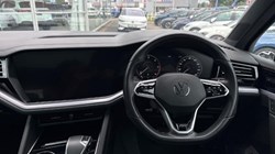2021 (21) VOLKSWAGEN TOUAREG 3.0 V6 TDI 4Motion 231 R-Line Tech 5dr Tip Auto 5533916