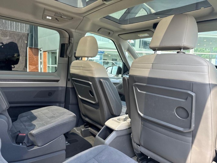 2024 (74) VOLKSWAGEN MULTIVAN 1.4 TSI eHybrid Style 5dr LWB DSG 5538048