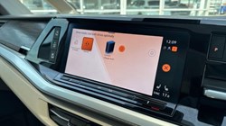 2024 (74) VOLKSWAGEN MULTIVAN 1.4 TSI eHybrid Style 5dr LWB DSG 5538020