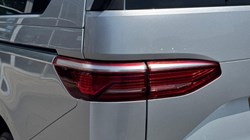 2024 (74) VOLKSWAGEN MULTIVAN 1.4 TSI eHybrid Style 5dr LWB DSG 5538036