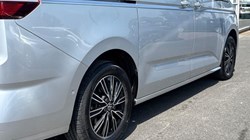 2024 (74) VOLKSWAGEN MULTIVAN 1.4 TSI eHybrid Style 5dr LWB DSG 5538032