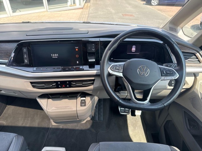 2024 (74) VOLKSWAGEN MULTIVAN 1.4 TSI eHybrid Style 5dr LWB DSG 5538014