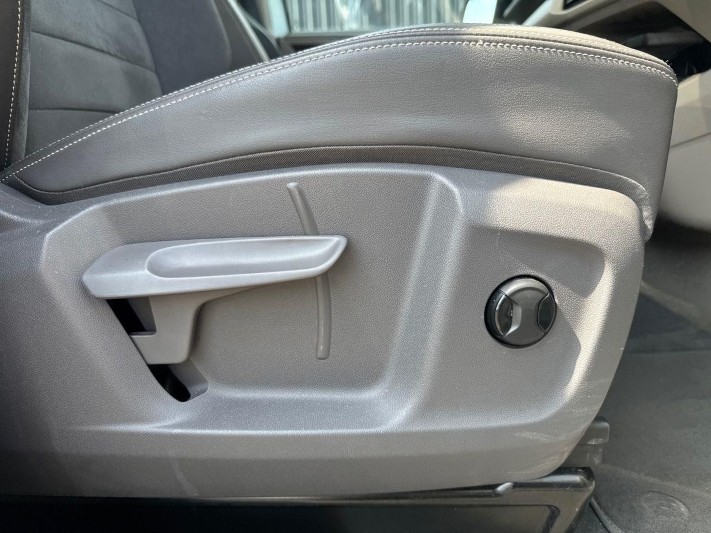 2024 (74) VOLKSWAGEN MULTIVAN 1.4 TSI eHybrid Style 5dr LWB DSG 5538007