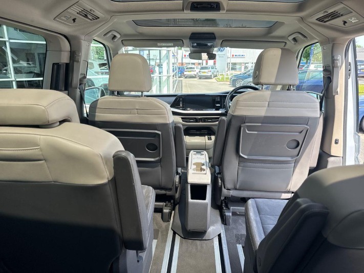2024 (74) VOLKSWAGEN MULTIVAN 1.4 TSI eHybrid Style 5dr LWB DSG 5538055