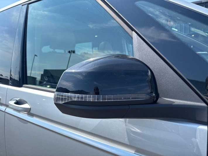 2024 (74) VOLKSWAGEN MULTIVAN 1.4 TSI eHybrid Style 5dr LWB DSG 5538045