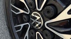2024 (74) VOLKSWAGEN MULTIVAN 1.4 TSI eHybrid Style 5dr LWB DSG 5538002