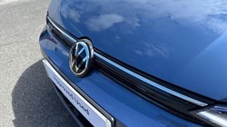 2025 (25) VOLKSWAGEN GOLF 1.5 eTSI 150 R-Line 5dr DSG 5570632
