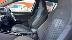 2025 (25) VOLKSWAGEN GOLF 1.5 eTSI 150 R-Line 5dr DSG 5570625