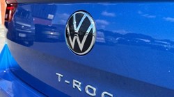 2023 (23) VOLKSWAGEN T-ROC 1.5 TSI R-Line 2dr 5544063