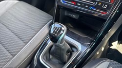 2023 (23) VOLKSWAGEN T-ROC 1.5 TSI R-Line 2dr 5544048