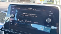 2023 (23) VOLKSWAGEN T-ROC 1.5 TSI R-Line 2dr 5544084