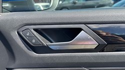 2023 (23) VOLKSWAGEN T-ROC 1.5 TSI R-Line 2dr 5544078