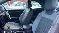 2023 (23) VOLKSWAGEN T-ROC 1.5 TSI R-Line 2dr 5544051