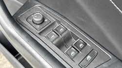 2023 (73) VOLKSWAGEN T-ROC 1.5 TSI R-Line 5dr 5538249