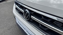 2023 (73) VOLKSWAGEN T-ROC 1.5 TSI R-Line 5dr 5538277