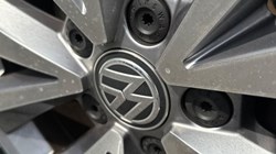 2019 (69) VOLKSWAGEN T-ROC 1.5 TSI EVO Design 5dr DSG 5540873