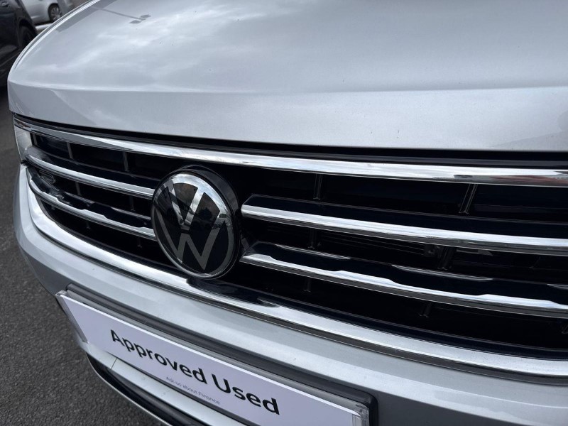 2023 (23) VOLKSWAGEN TIGUAN 1.5 TSI 150 R-Line 5dr DSG 5715917