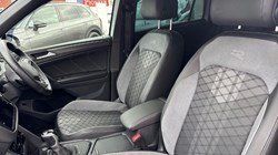 2023 (23) VOLKSWAGEN TIGUAN 1.5 TSI 150 R-Line 5dr DSG 5715913