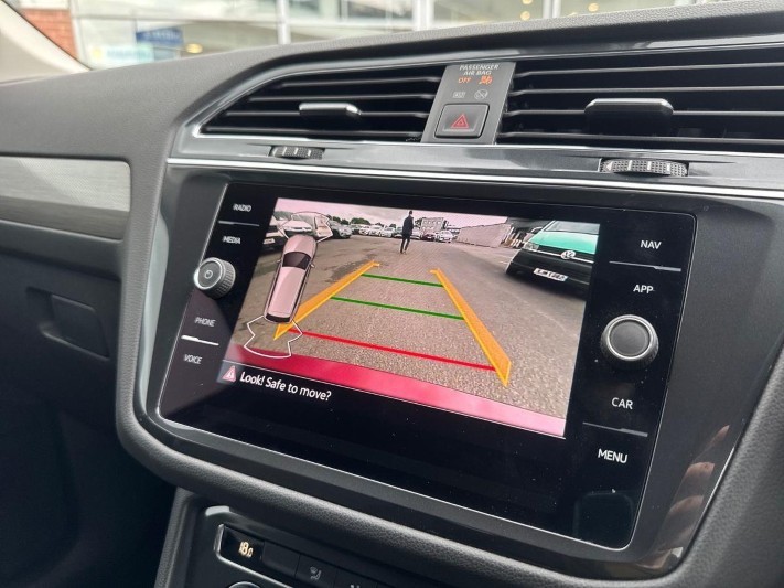 2021 (21) VOLKSWAGEN TIGUAN ALLSPACE 2.0 TDI Match 5dr DSG 5565401