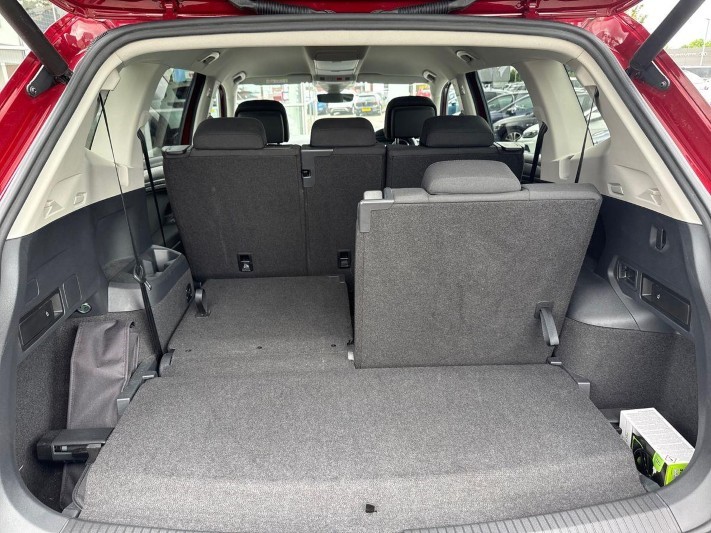 2021 (21) VOLKSWAGEN TIGUAN ALLSPACE 2.0 TDI Match 5dr DSG 5565423