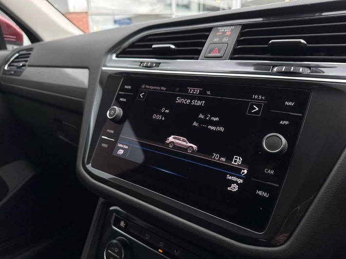 2021 (21) VOLKSWAGEN TIGUAN ALLSPACE 2.0 TDI Match 5dr DSG 5565404