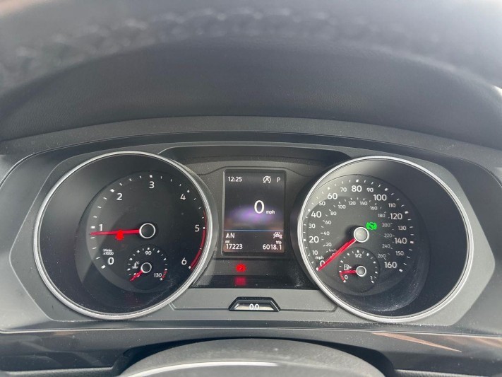 2021 (21) VOLKSWAGEN TIGUAN ALLSPACE 2.0 TDI Match 5dr DSG 5565397