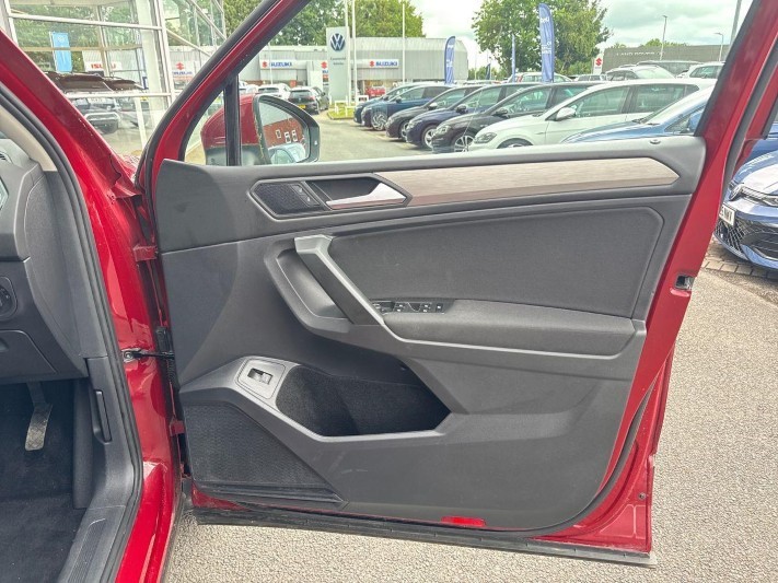 2021 (21) VOLKSWAGEN TIGUAN ALLSPACE 2.0 TDI Match 5dr DSG 5565388
