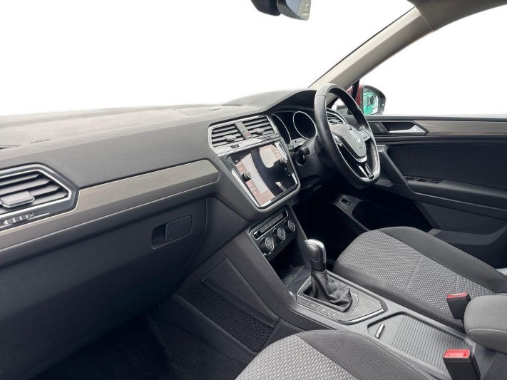 2021 (21) VOLKSWAGEN TIGUAN ALLSPACE 2.0 TDI Match 5dr DSG 5565376
