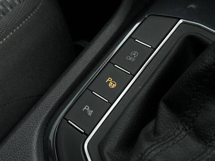 2021 (21) VOLKSWAGEN TIGUAN ALLSPACE 2.0 TDI Match 5dr DSG 5565440