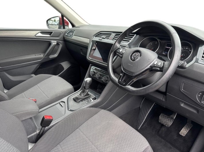 2021 (21) VOLKSWAGEN TIGUAN ALLSPACE 2.0 TDI Match 5dr DSG 5565380
