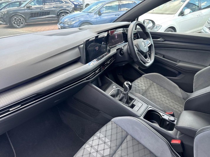 2022 (22) VOLKSWAGEN GOLF 1.5 TSI R-Line 5dr 5545313
