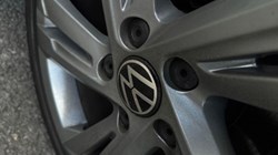 2022 (22) VOLKSWAGEN GOLF 1.5 TSI R-Line 5dr 5545288