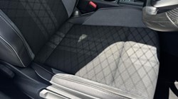 2022 (22) VOLKSWAGEN GOLF 1.5 TSI R-Line 5dr 5545294