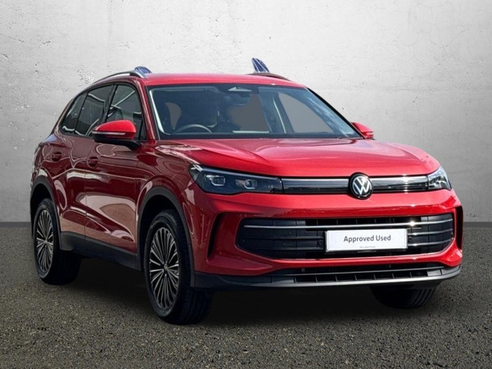 2025 (75) VOLKSWAGEN TIGUAN 1.5 TSI eHybrid Match 5dr DSG