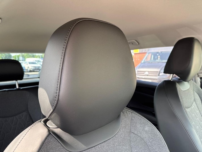2025 (75) VOLKSWAGEN TIGUAN 1.5 TSI eHybrid Match 5dr DSG 5551484