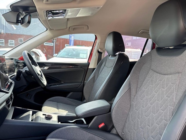 2025 (75) VOLKSWAGEN TIGUAN 1.5 TSI eHybrid Match 5dr DSG 5551501
