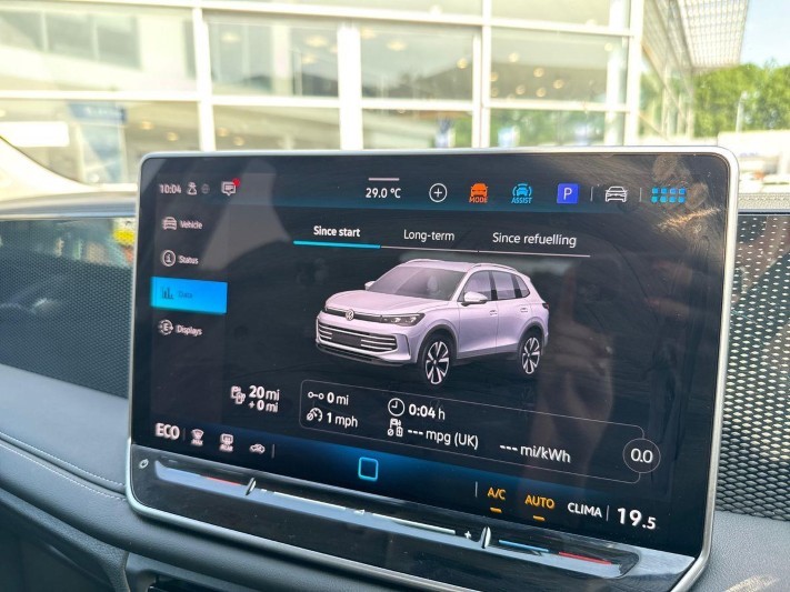 2025 (75) VOLKSWAGEN TIGUAN 1.5 TSI eHybrid Match 5dr DSG 5551538