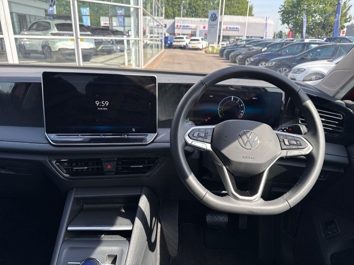 2025 (75) VOLKSWAGEN TIGUAN 1.5 TSI eHybrid Match 5dr DSG 5551489