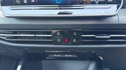 2025 (75) VOLKSWAGEN GOLF 1.5 eTSI 150 R-Line 5dr DSG 5551110