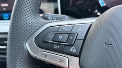 2025 (75) VOLKSWAGEN GOLF 1.5 eTSI 150 R-Line 5dr DSG 5551099