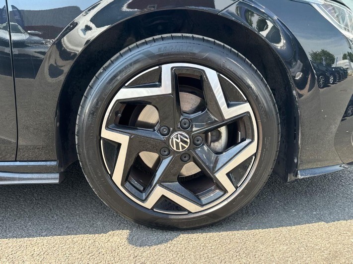 2025 (75) VOLKSWAGEN GOLF 1.5 eTSI 150 R-Line 5dr DSG 5551083