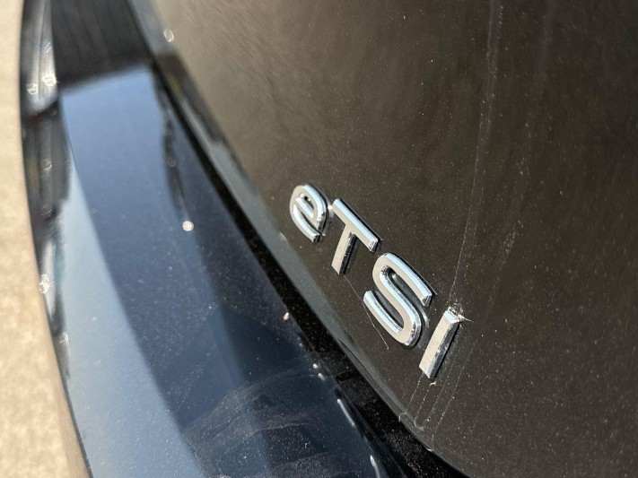 2025 (75) VOLKSWAGEN GOLF 1.5 eTSI 150 R-Line 5dr DSG 5551091