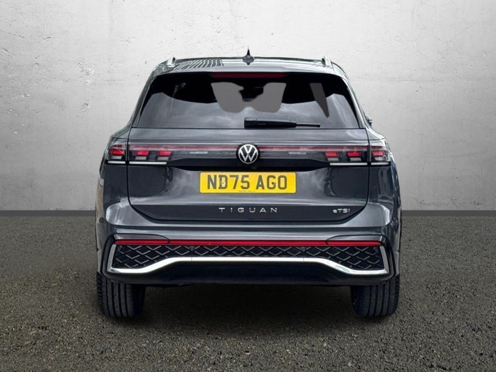 2025 (75) VOLKSWAGEN TIGUAN 1.5 eTSI 150 R-Line 5dr DSG 5565123